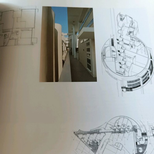 Mies Van Der Rohe Pavilion book like new, English