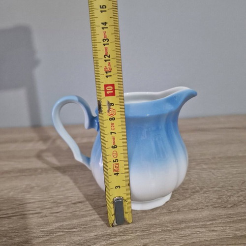Elite France porcelain milk jug like new, blue and white, 9 cm
