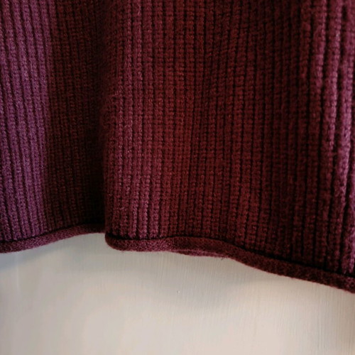 Burgundy shirt new, size L