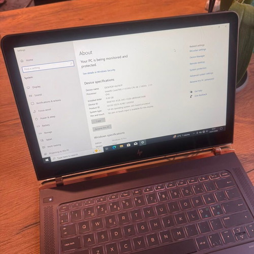 HP Spectre G1 i7-6500U laptop used, 8GB RAM, 512GB NVMe SSD, 13.3" FHD