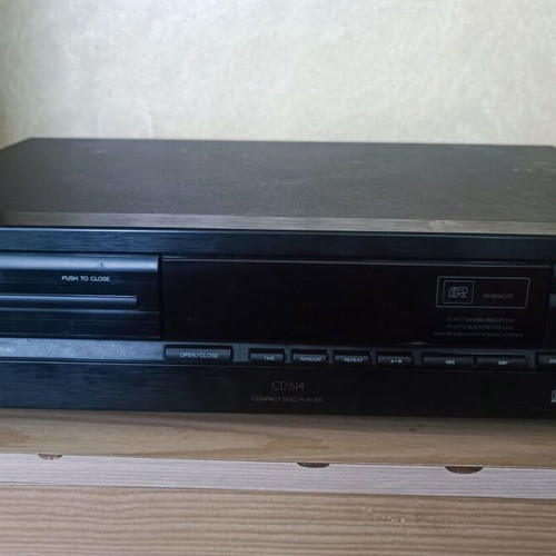 Philips CD player CD 614 like new