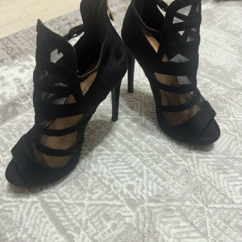 Women's mesh pumps new, size 37, black