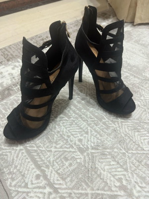 Women's mesh pumps new, size 37, black