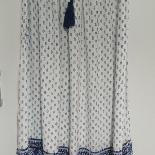 Janina skirt like new, size L, white and blue