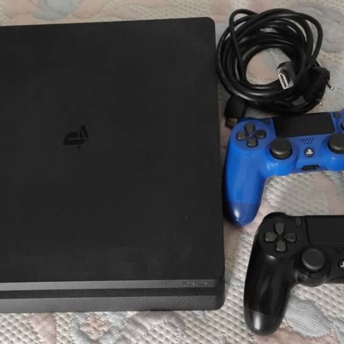 PlayStation 4 used without controller charging cable