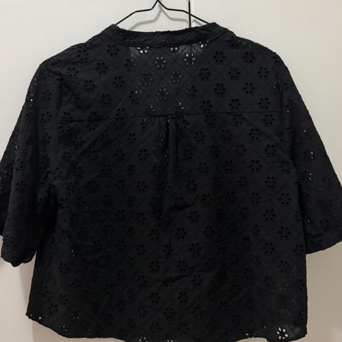 Zara two-piece set with embroidered floral details, like new