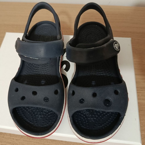 Crocs C9 used, blue boys' shoes