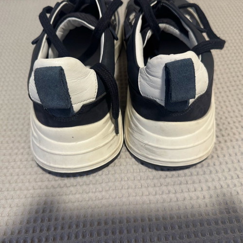 Guy Laroche sneakers like new, size 43, blue