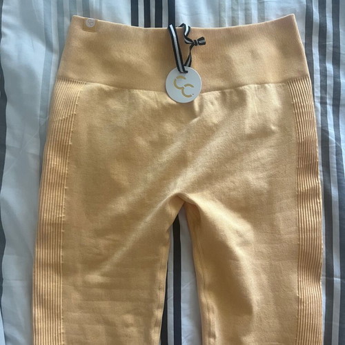 Stacci Athletics Leggings new, soft orange-yellow, size L/XL