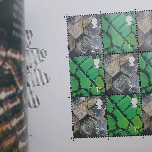 UK Microcosmos Royal Mail Booklet Stamps 2003 new