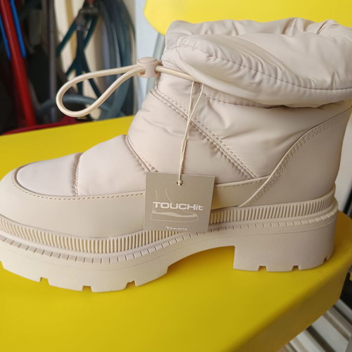 Tamaris winter ankle boots new beige size 38