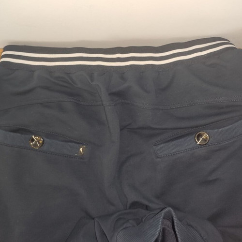 Redix sporty 3/4 joggers dark navy blue men's shorts like new, sizes M,L,XL