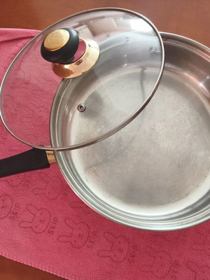 Empirestar 25cm stainless steel frying pan with glass lid, like new