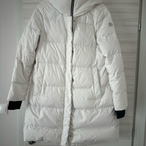 Moose Knuckles Power Puff white women's parka L like new