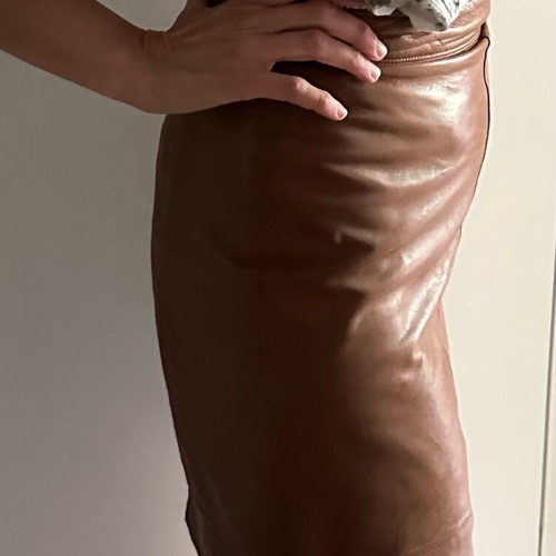 Gianni Versace vintage 90s genuine leather skirt like new, brown