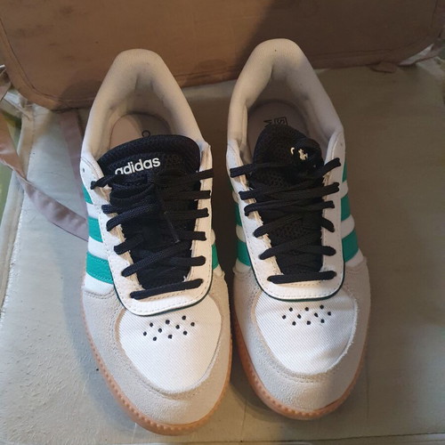 Adidas Breaknet Sleek athletic shoes new, size 39, white and green