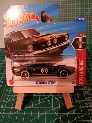 Hot Wheels 67 Shelby GT500 new