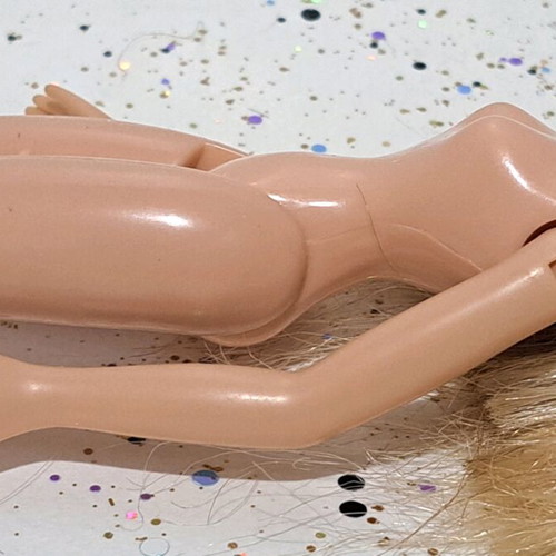 Bratz Birthday Bash Cloe doll used with flaws