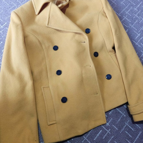 On Line half-length coat like new, yellow size M