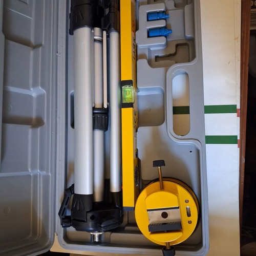 Parkside Laser 670 laser level set with tripod and carrying case
