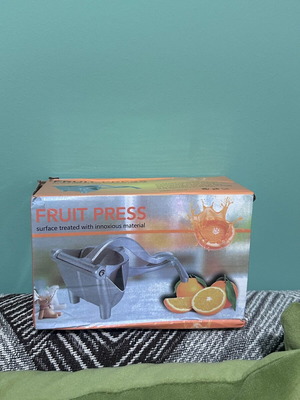 Manual Fruit Press made of aluminum new