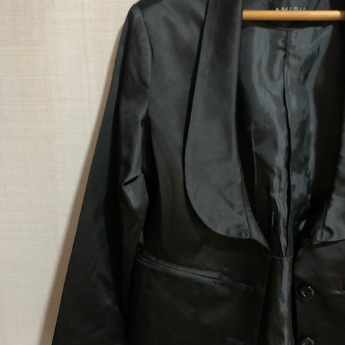 Amisu jacket size 42 like new, black satin fabric