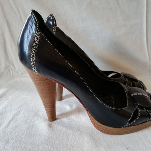 Peep toe Via Spiga leather size 38 with wooden heel like new