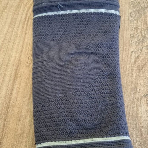 Medical Brace elbow support like new, elastic for epicondylitis in grey