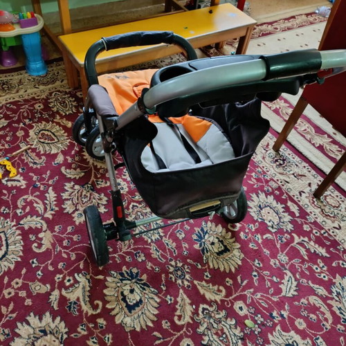 Baby stroller used in very good condition