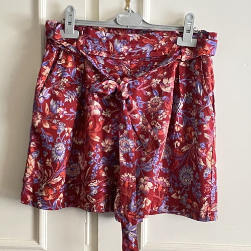 Floral shorts new, sizes S and M