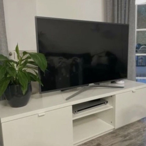 White glossy TV stand like new 160x42x45 cm