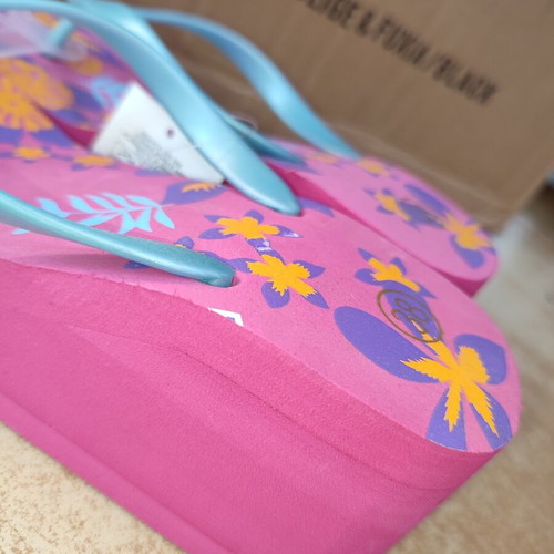 Mitsuko platform flip flops size 38 new, multicolor