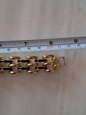 Wide bracelet like new