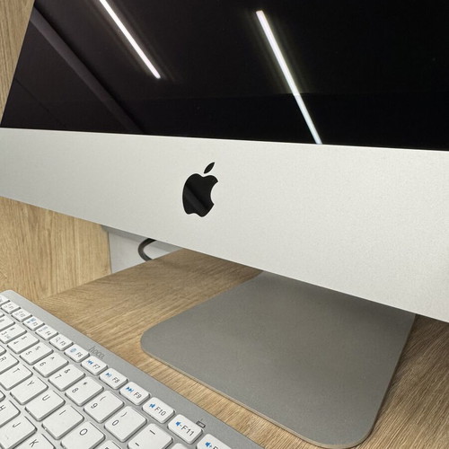 iMac 21.5" 4K 2017 like new, i5, 8GB RAM, 256GB SSD