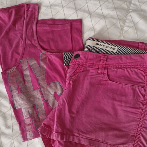 DKNY set used, pink shorts and sleeveless top