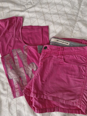 DKNY set used, pink shorts and sleeveless top