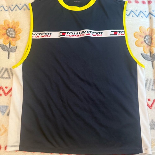 Tommy Hilfiger Sport sleeveless shirt like new, size M