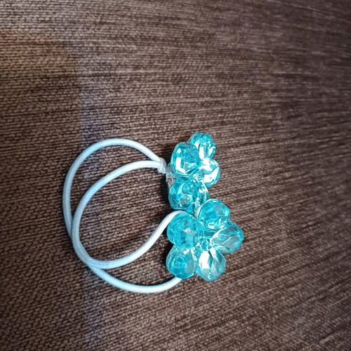 Hair elastic with turquoise flowers new