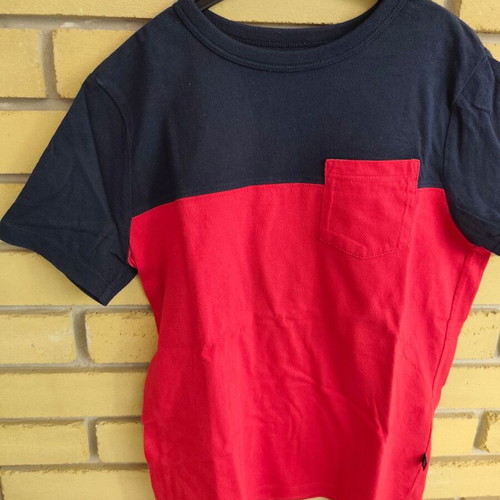 Gap T-shirts for boys 8-9 years like new, pack of 3