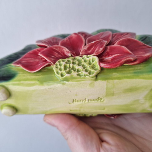 Handmade napkin holder with poinsettia vintage motive, like new