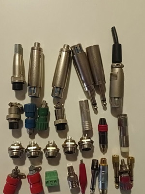 Connection adapters used, pack of 300 for video, audio, power
