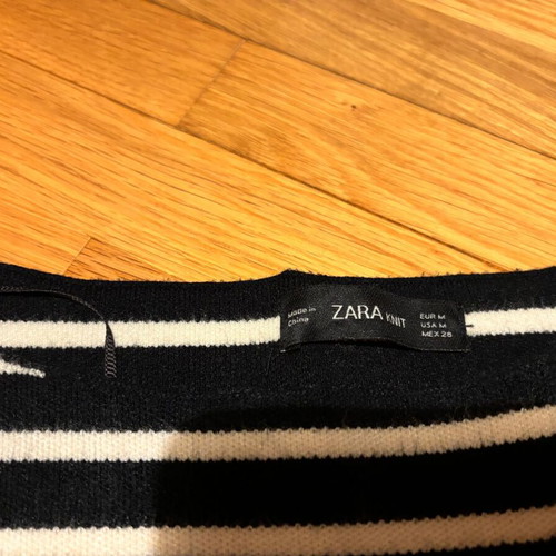 Crop blouse Zara size M 3/4 sleeves like new