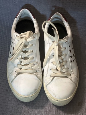 Tommy Hilfiger sneakers size 38 like new, white athletic shoes