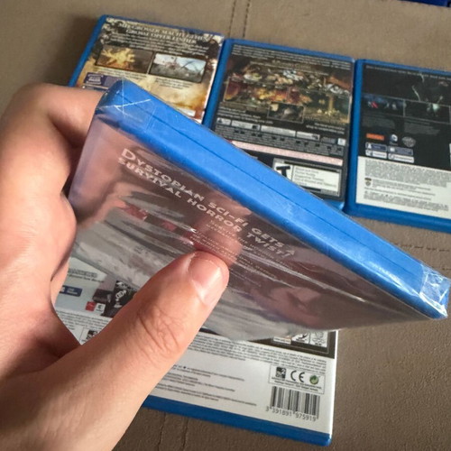 PS Vita game set of 6 like new, including Blazblue, DBZ, Soul Sacrifice