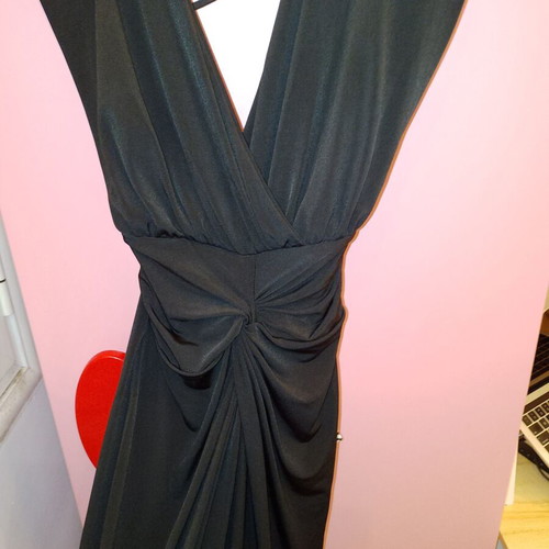 Long black dress new with gift neseser
