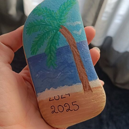 Painted stone new with acrylic colors