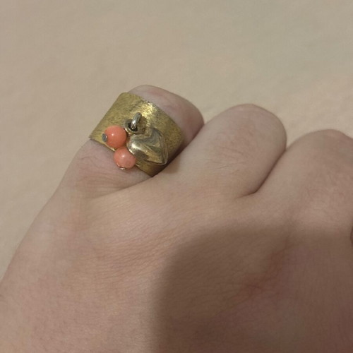 Chevalie ring used with pink beads and heart charm