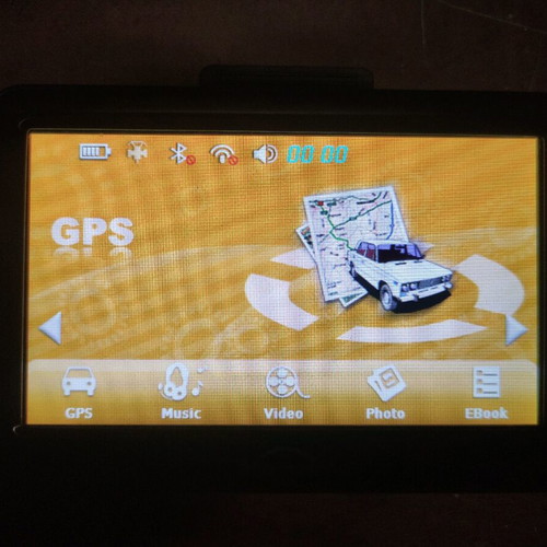 DX GPS Car Mp3 player used with Bluetooth and 5" screen