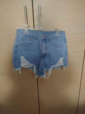 Shein denim shorts large, cotton, blue, new with rips