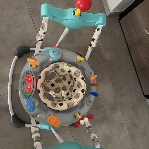 Bebe Stars Activity Center / Jumper